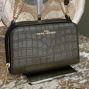 The Marc Jacob crossbody